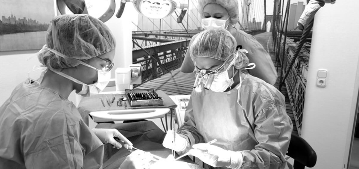 implantologie arbeit | Zahnheilkunde Dr. Gaa Köln-Braunsfeld